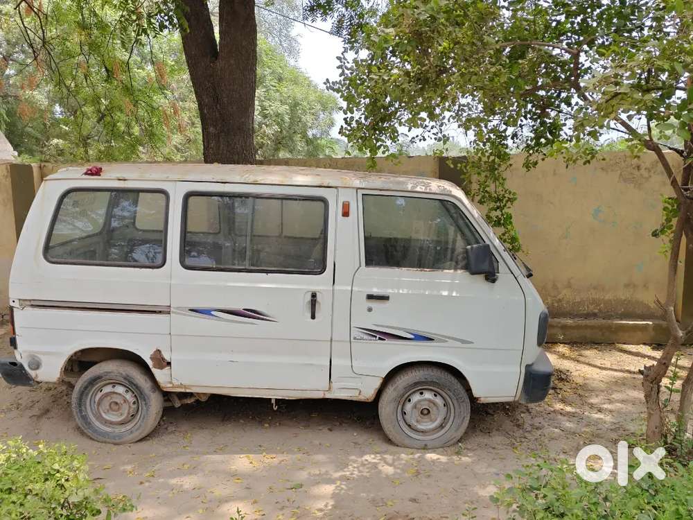 White Color Van Single Handedly Use 1st Owner