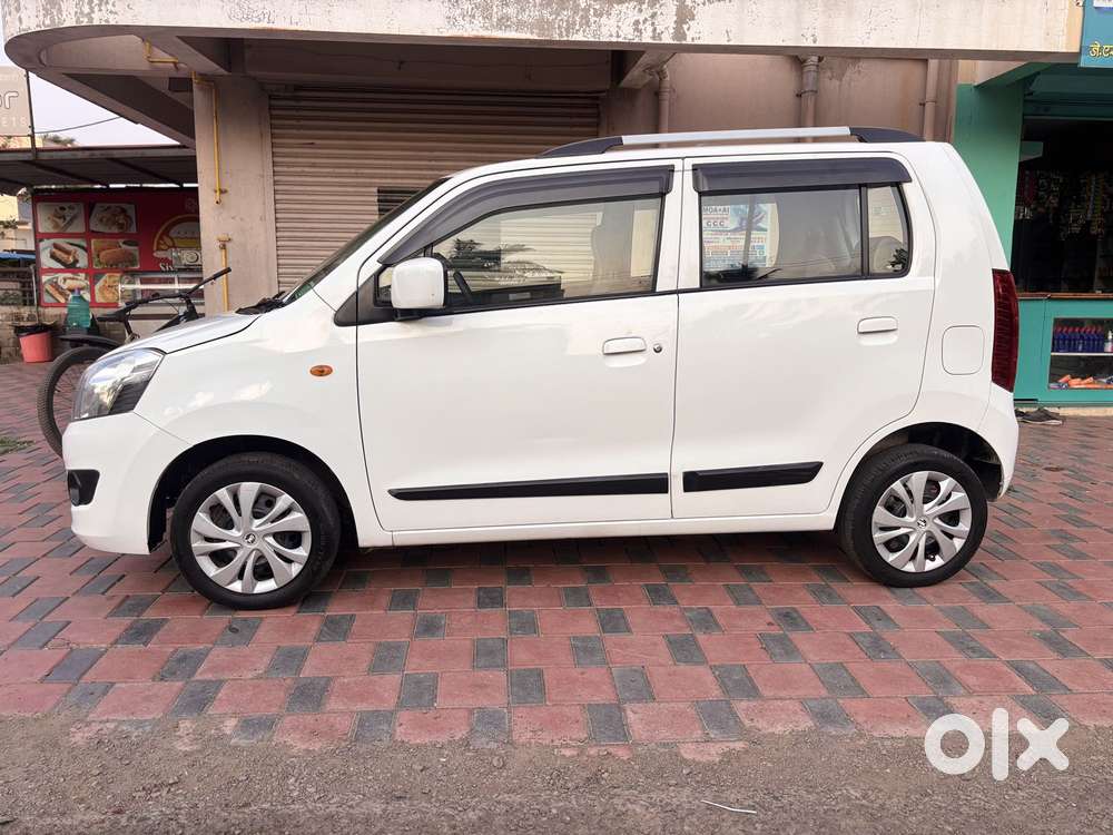 Maruti Suzuki Wagon R Vxi Amt, 2016, Petrol
