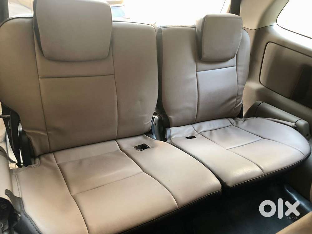 Toyota Innova 2.5 G (diesel) 8 Seater, 2016, Diesel