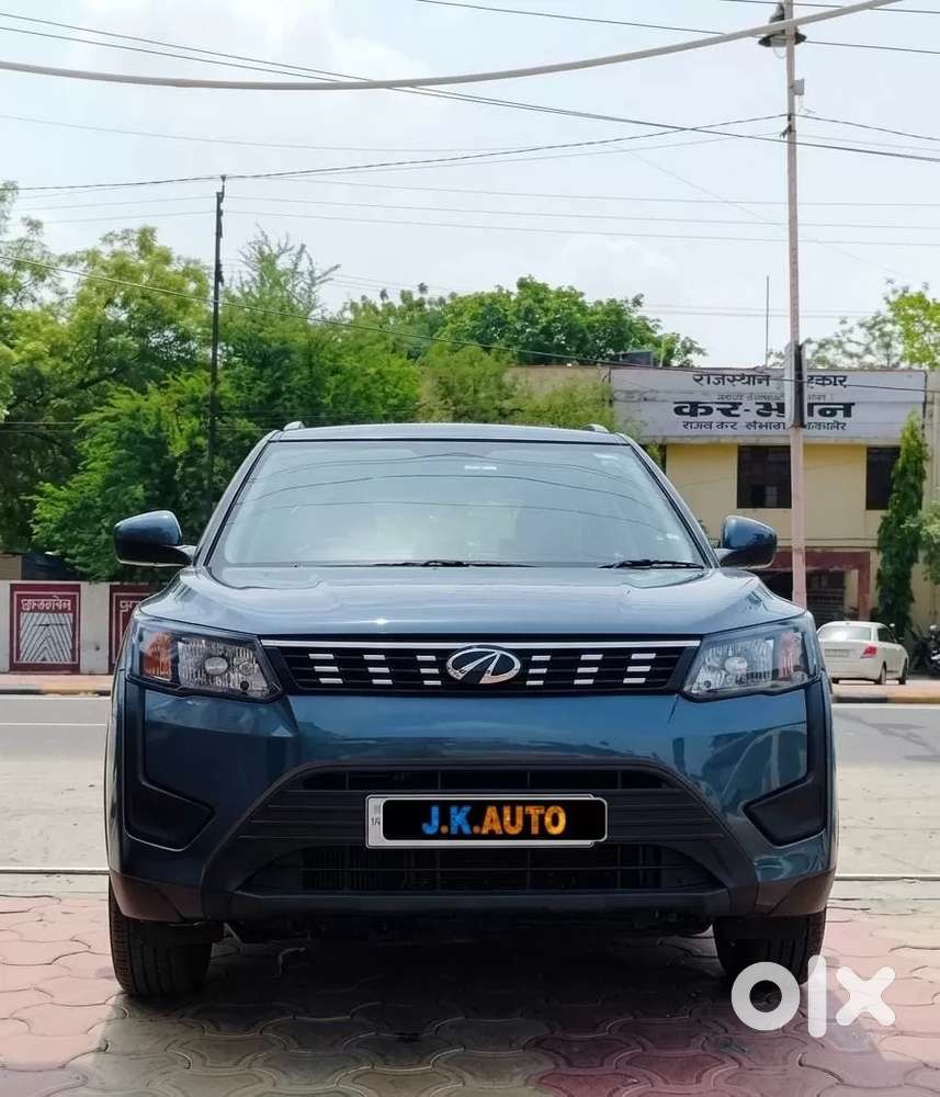 Mahindra Xuv300 W6, 2022, Petrol