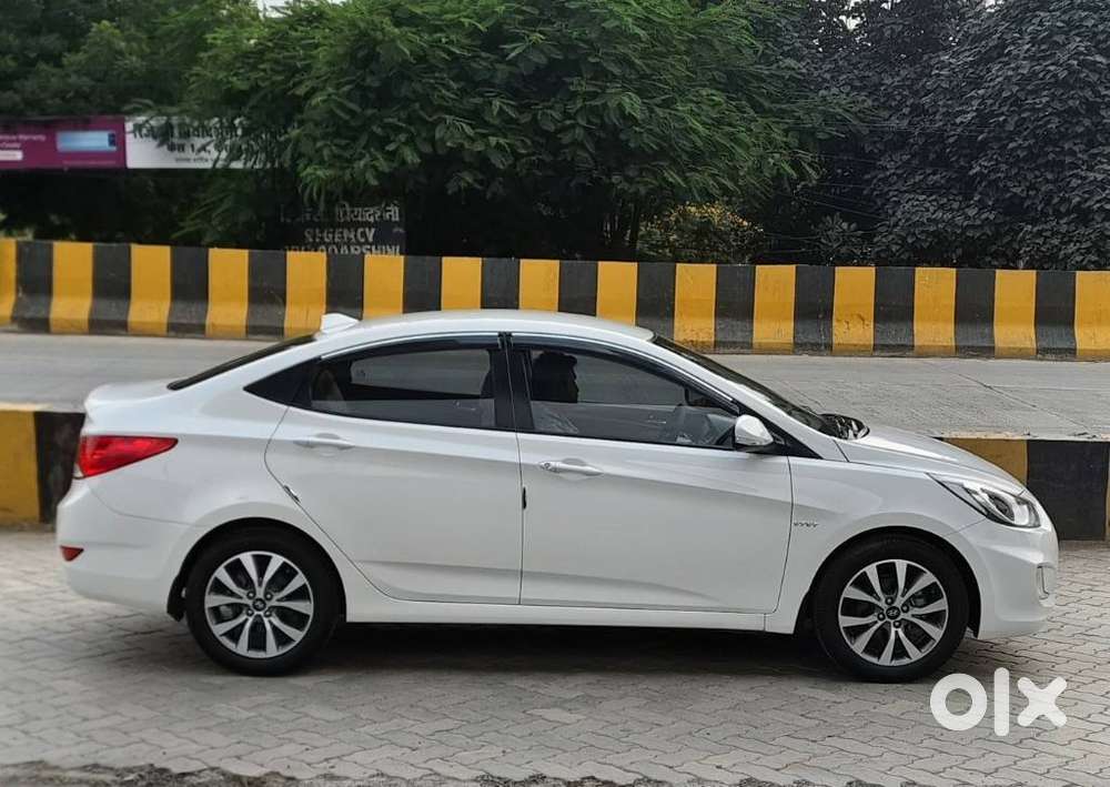 Hyundai Verna 1.4 Cx, 2015, Petrol