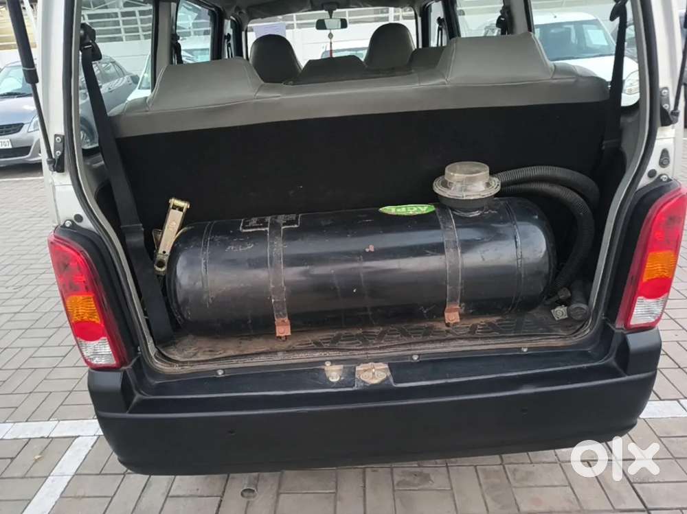 Maruti Suzuki Eeco 1.2 7 Str Std(o), 2023, Petrol