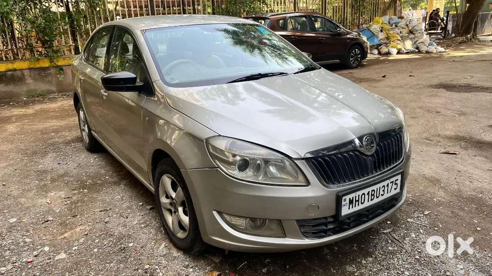 Skoda Rapid Elegance 2014 Automatic