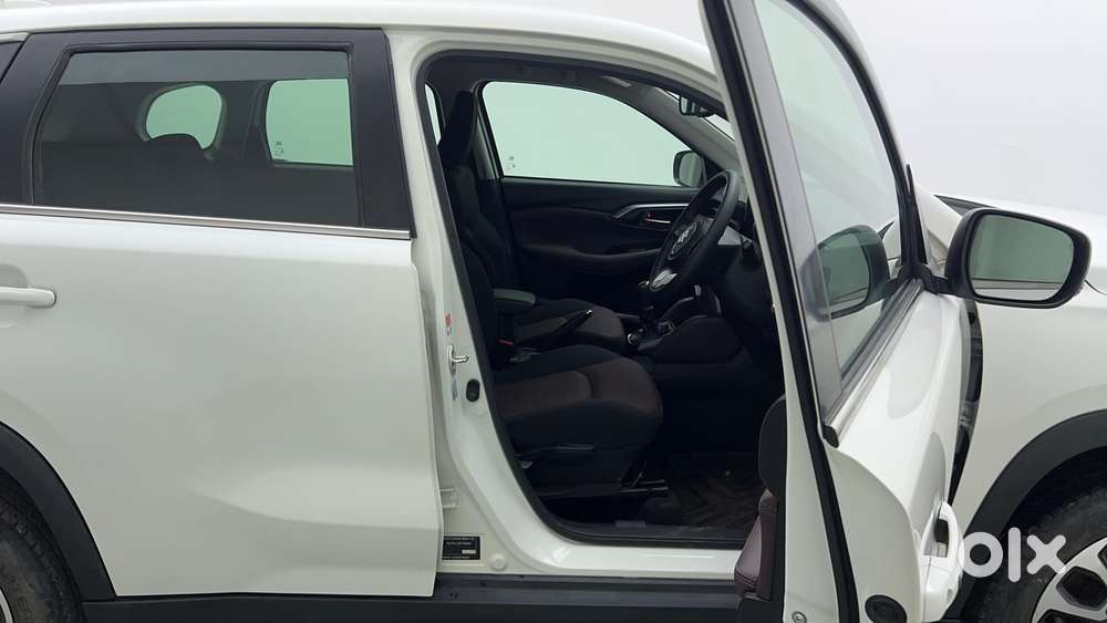 Maruti Suzuki Grand Vitara 1.5 Zeta Smart Hybrid, 2023, Petrol