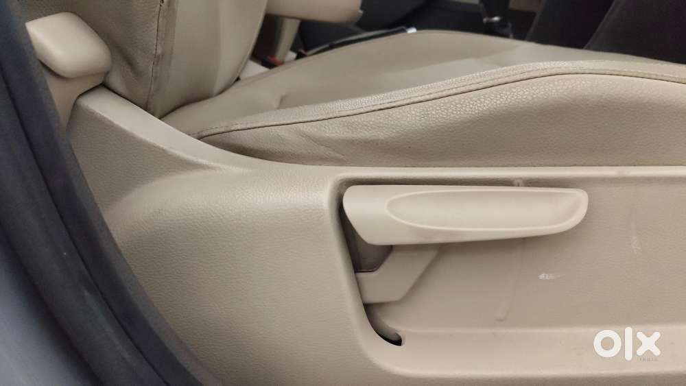 Volkswagen Vento 2010-2013 Petrol Highline, 2013, Petrol