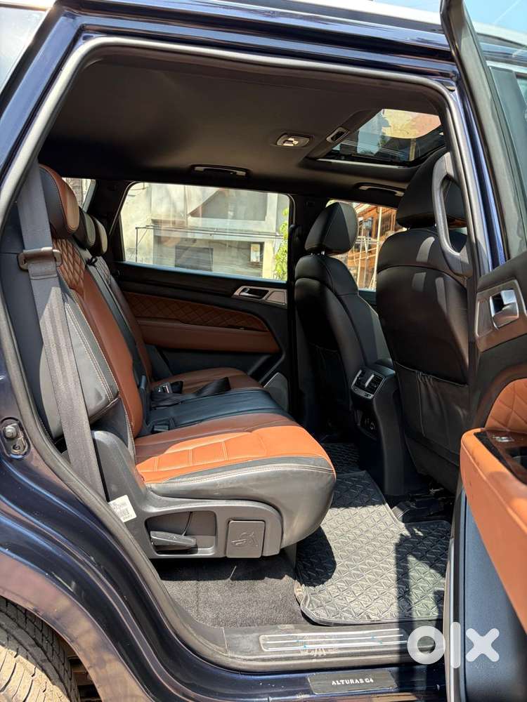 Mahindra Alturas G4 4wd At, 2019, Diesel