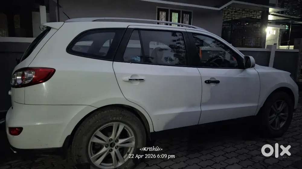 Hyundai Santa Fe 2012 Diesel 162000 Km Driven