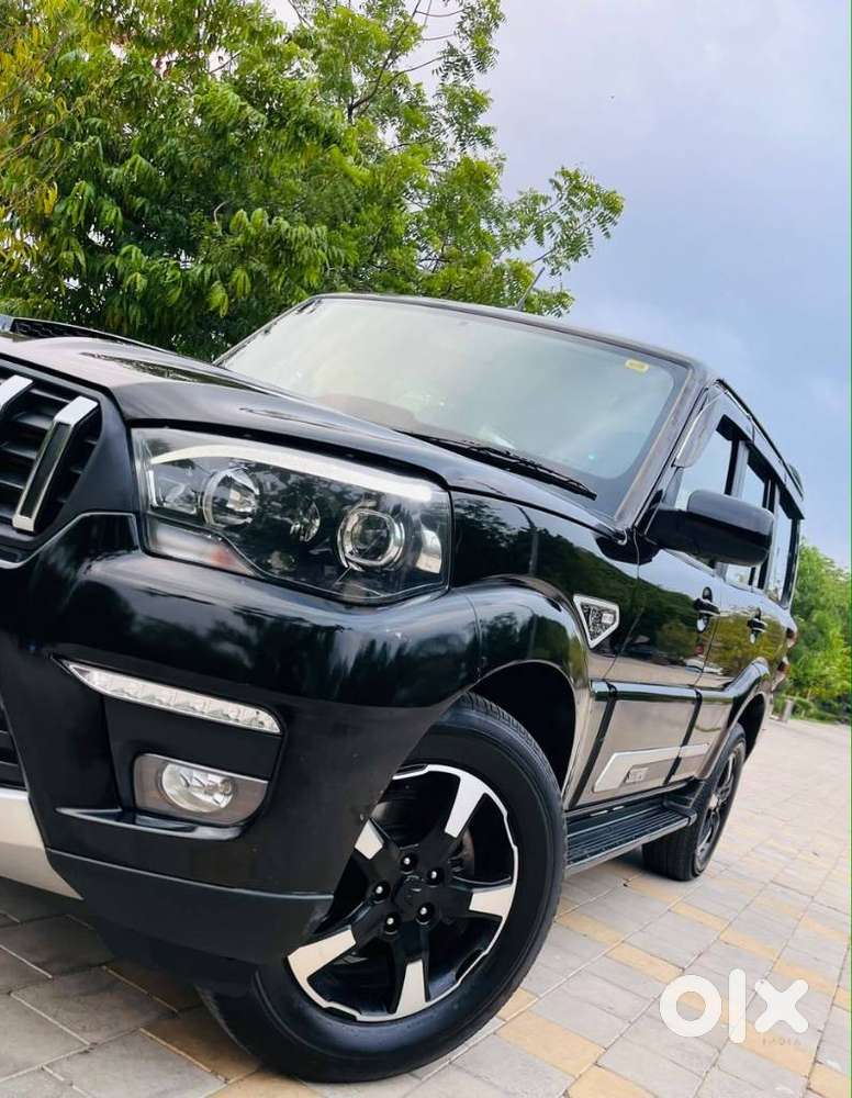 Mahindra Scorpio Classic 2.2 S 11 Mt 7 Cc, 2025, Diesel
