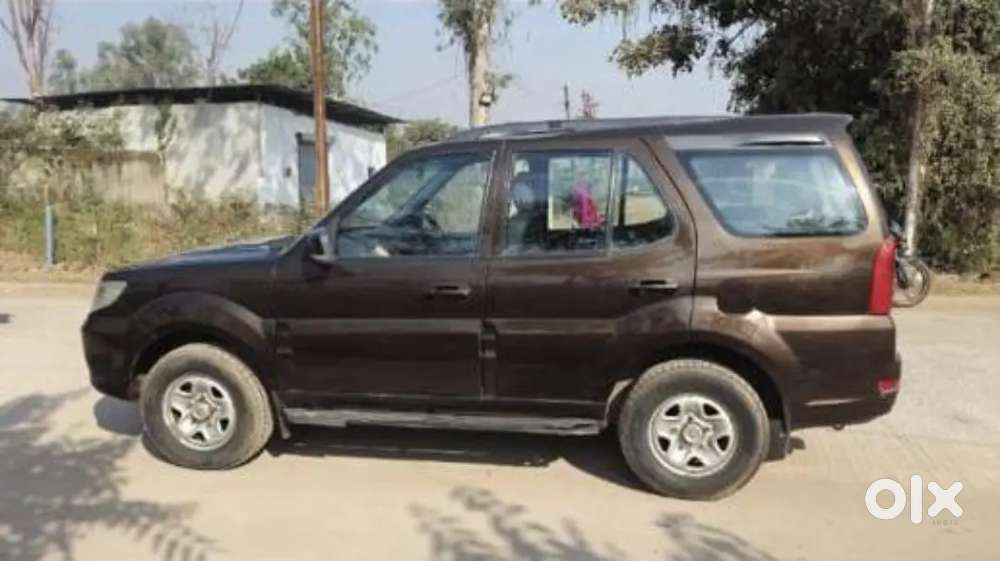 Tata Safari Storme 2013 Diesel 140000 Km Driven
