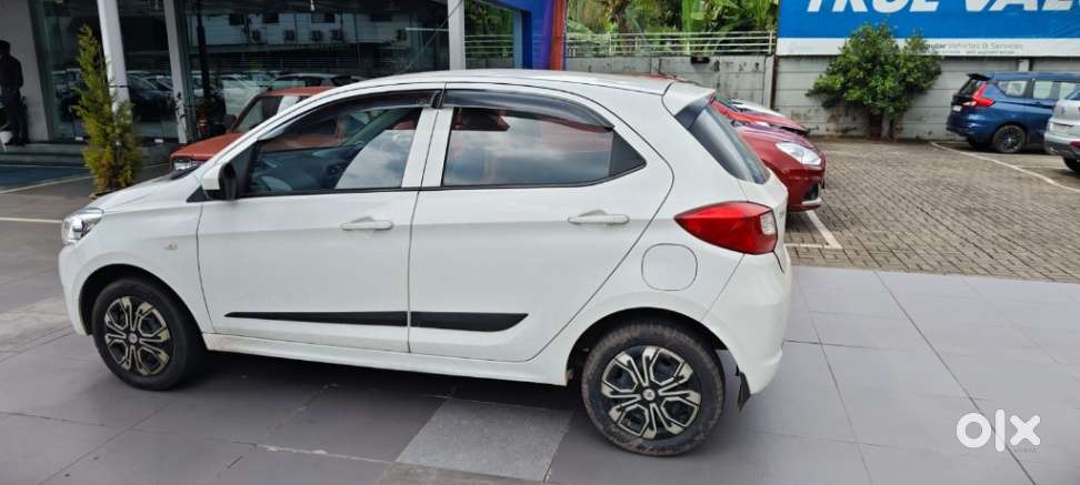 Tata Tiago, 2019, Petrol