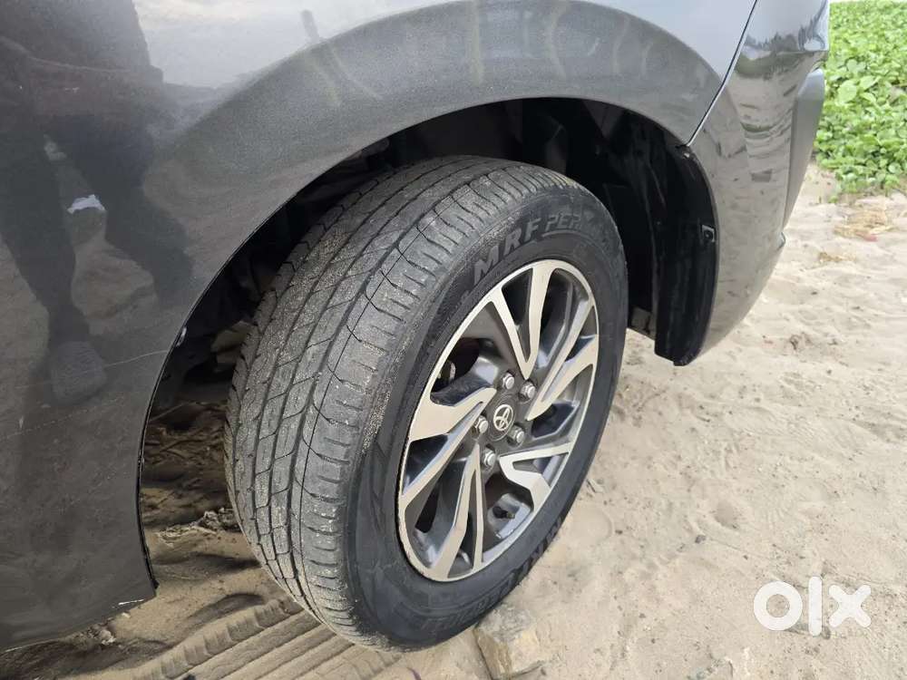 Toyota Innova Crysta 2021 Diesel Manual