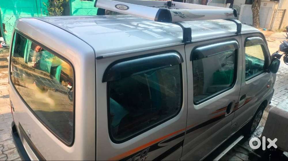 Good Condition Showroom In Car