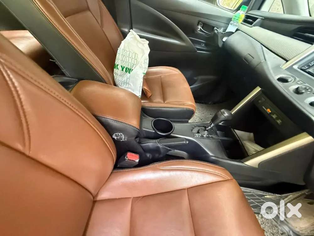Toyota Innova Crysta 2017 Diesel 120000 Km Driven