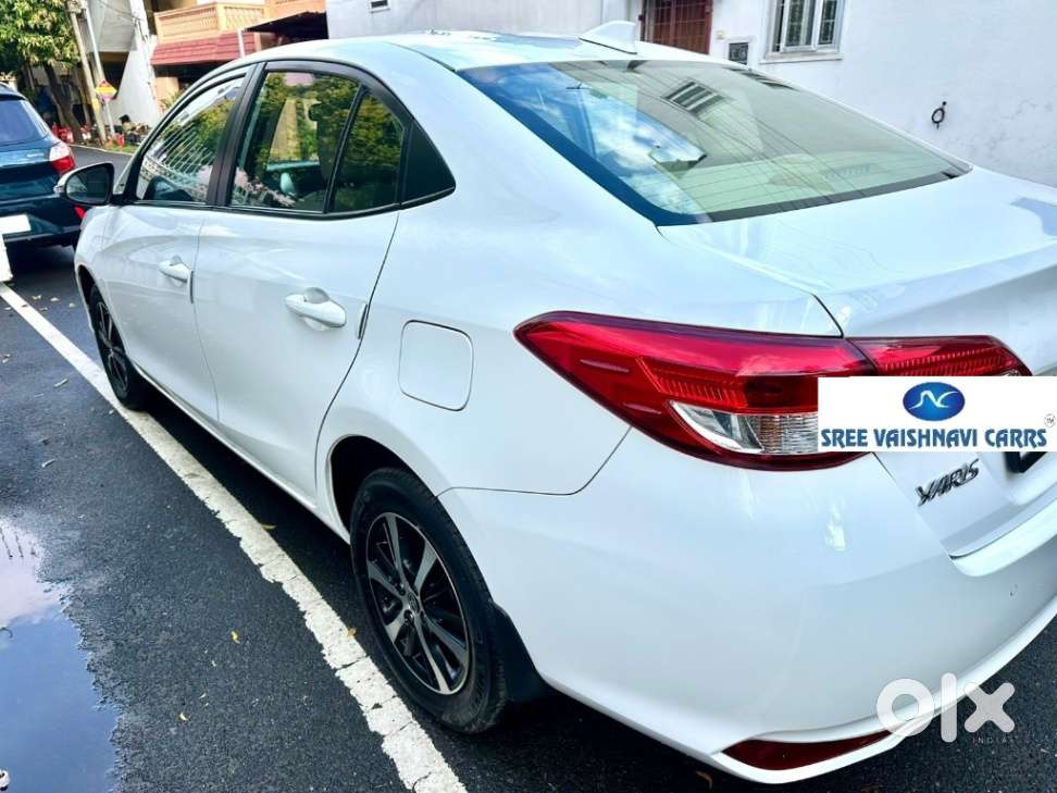 Toyota Yaris G Cvt, 2021, Petrol