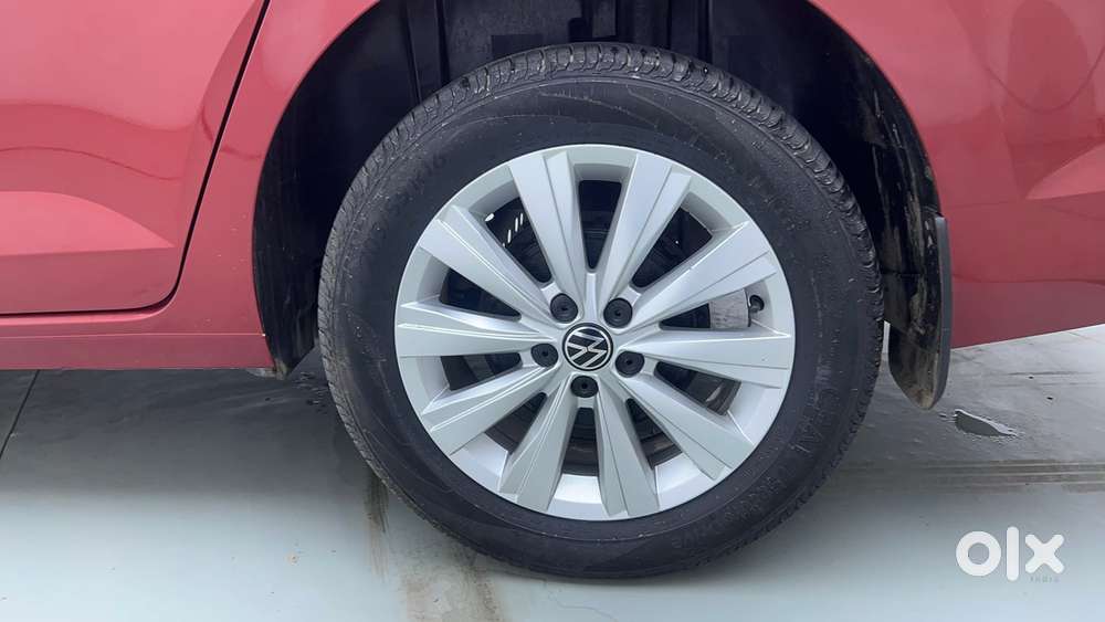 Volkswagen Virtus Highline Plus 1.0 Tsi At, 2024, Petrol