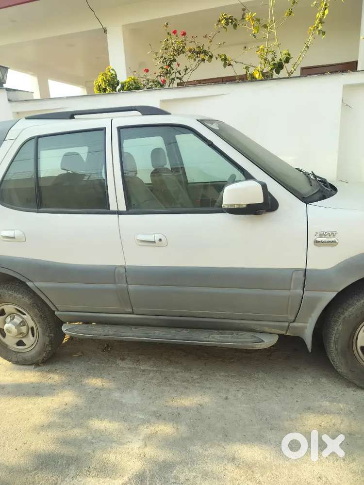 Tata Safari 2010 Diesel 82000 Km Driven. Rregistered  Up To 14.01.2031