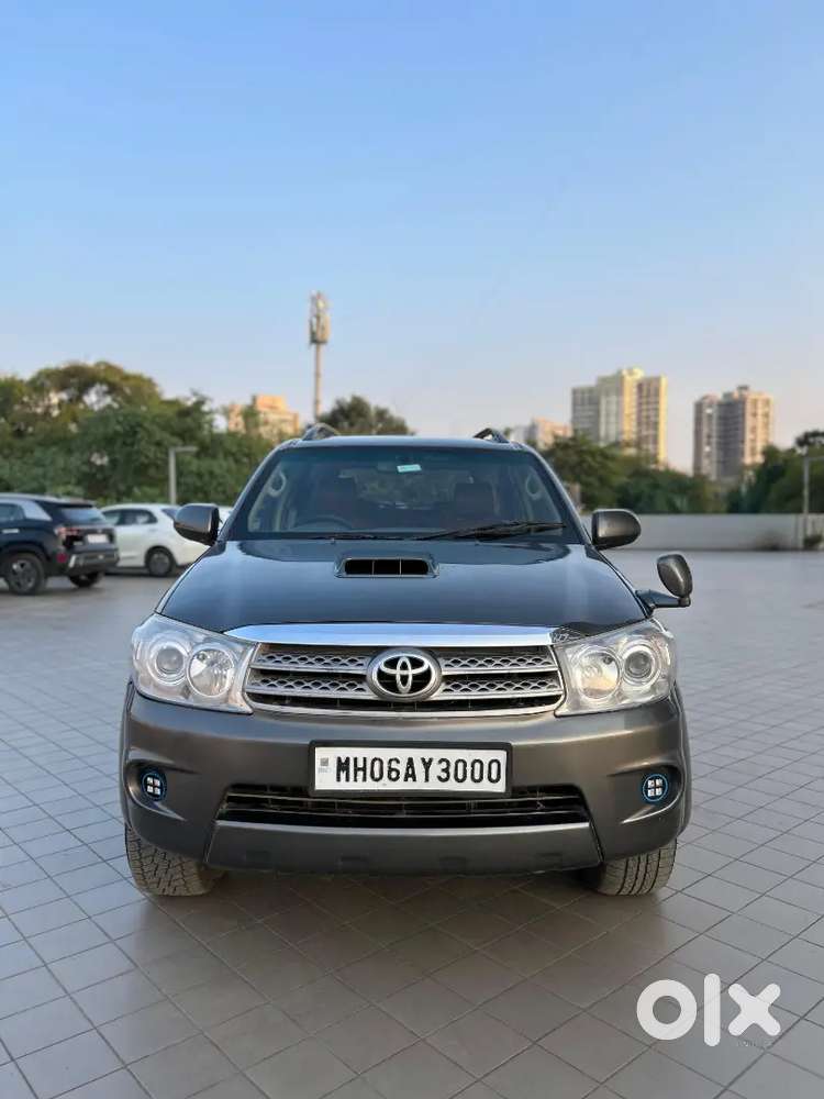 *toyota Fortuner D-4d 4x4 Diesel Manual*
 2010 (fitness Till 2031)
Mh