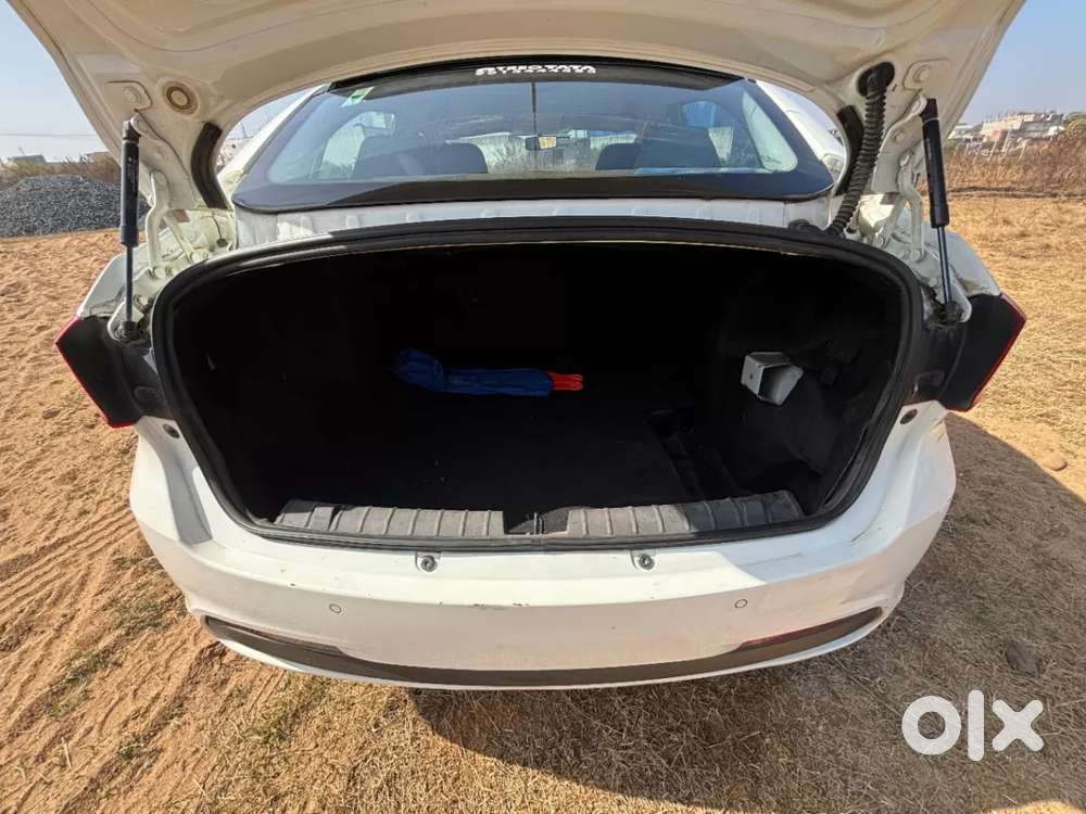 Tata Tigor Xz, 2023, Petrol