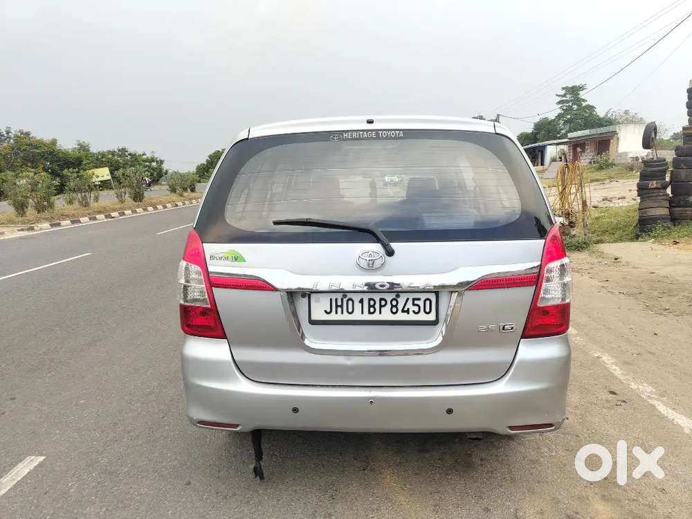 Toyota Innova 2015 Diesel 96000 Km Comfort Driven Comfort Car