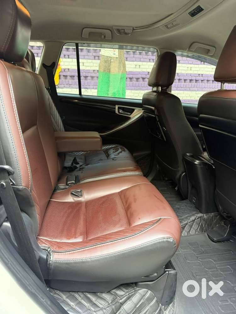 Toyota Innova Crysta 2.4 V, 2023, Diesel