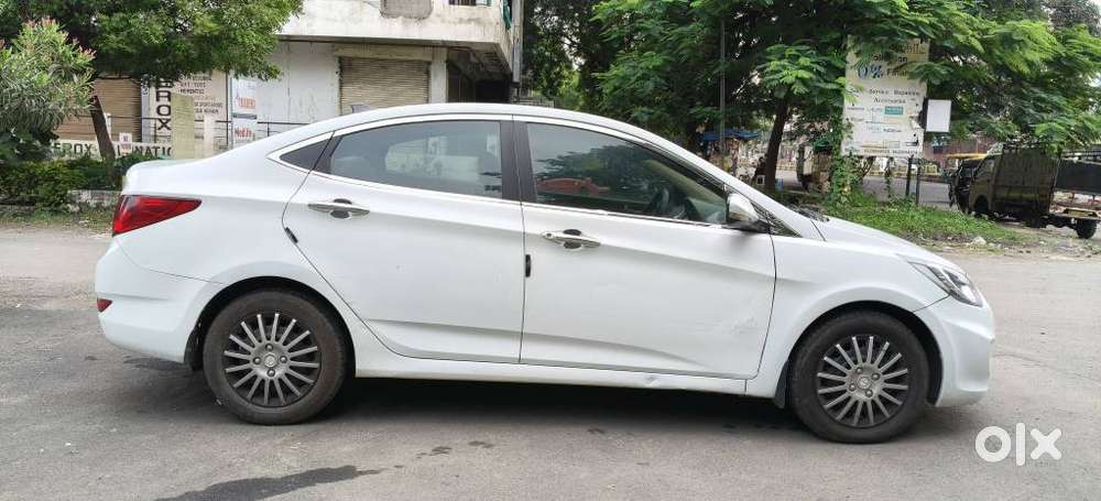 Hyundai Verna Fluidic 1.6 Crdi Sx Opt, 2012, Diesel