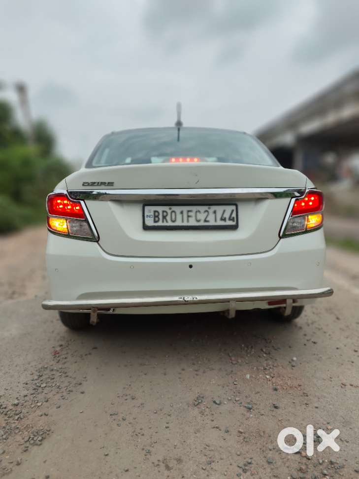 Maruti Suzuki Dzire 1.2 Vxi, 2022, Petrol