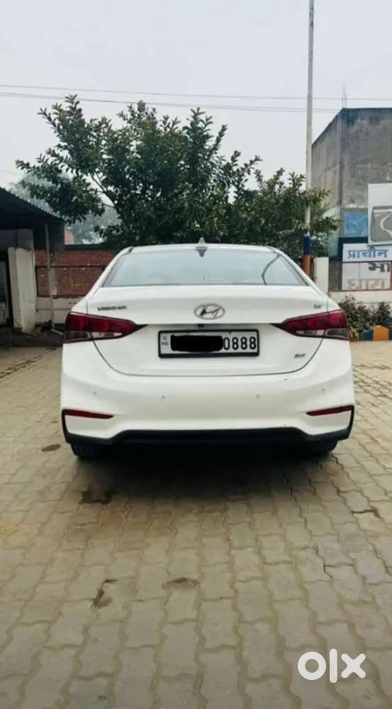 Hyundai Verna 2017 Petrol Well Maintained With Service Record