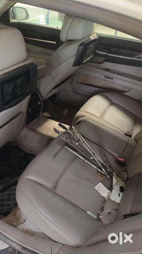 Bmw 7 Series 2011 Only Parts !