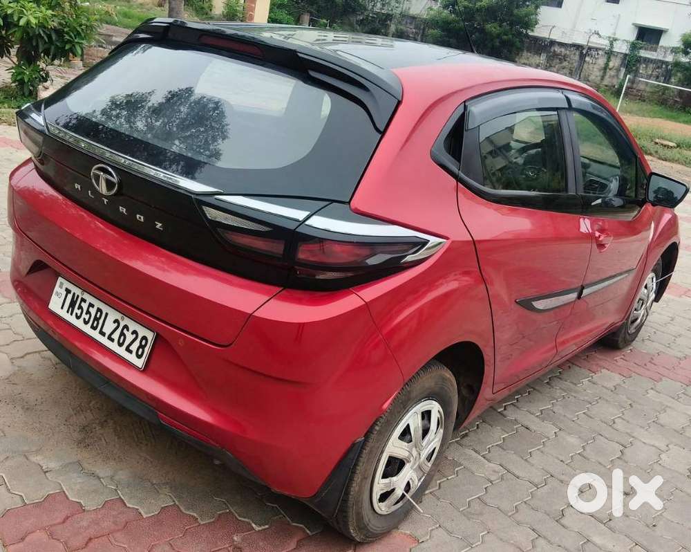 Tata Altroz 1.2 Xe Plus Petrol, 2022, Petrol