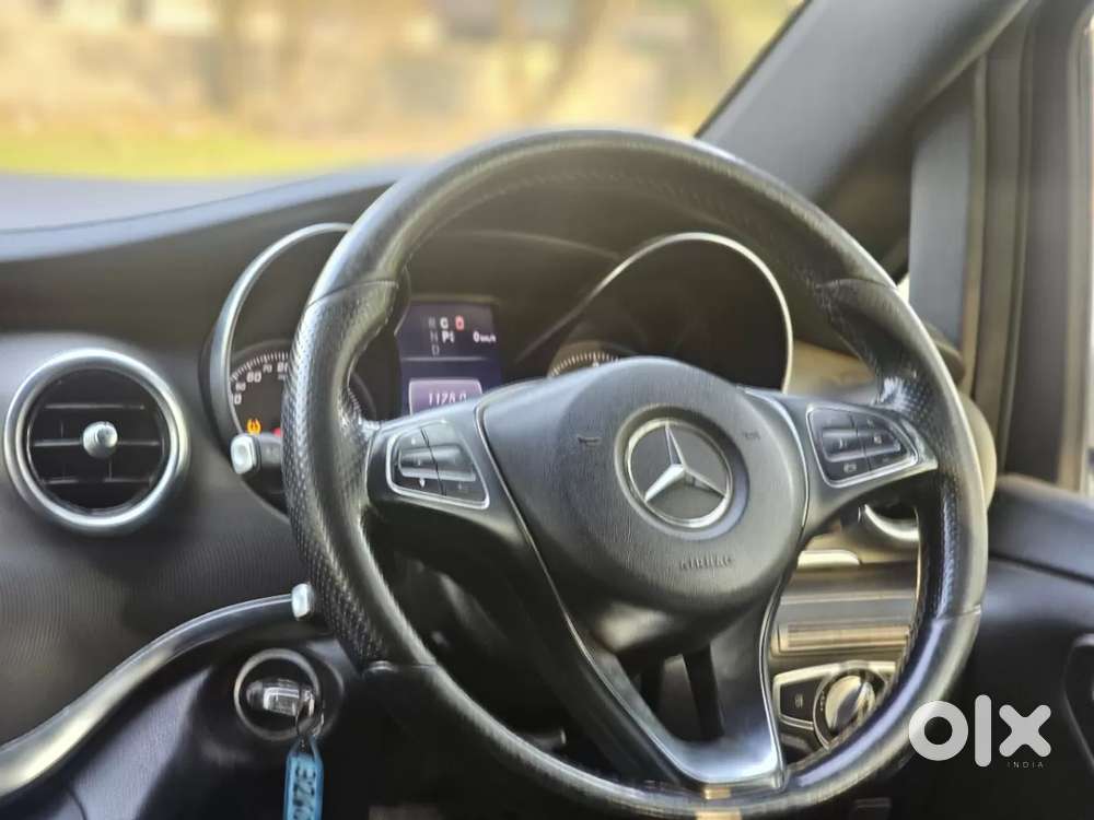 Mercedes-benz V-class 2.1 220 Expression Diesel At, 2017, Diesel