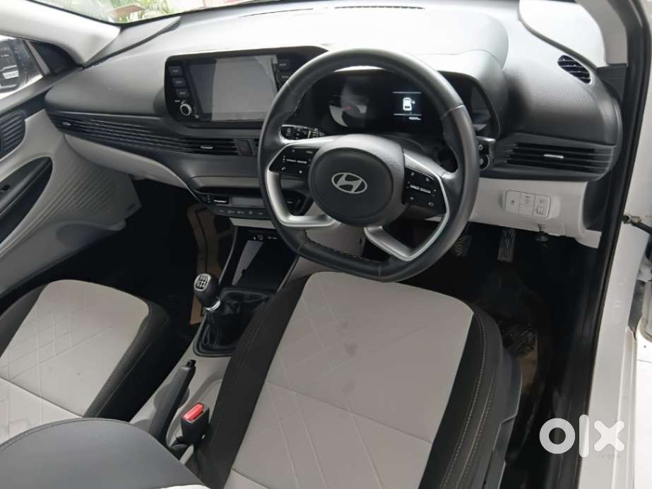Hyundai I20 Asta (o) 1.2 Mt, 2025, Petrol