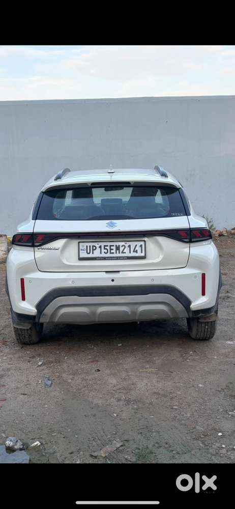 Maruti Suzuki Fronx 2024 Petrol Well Maintained