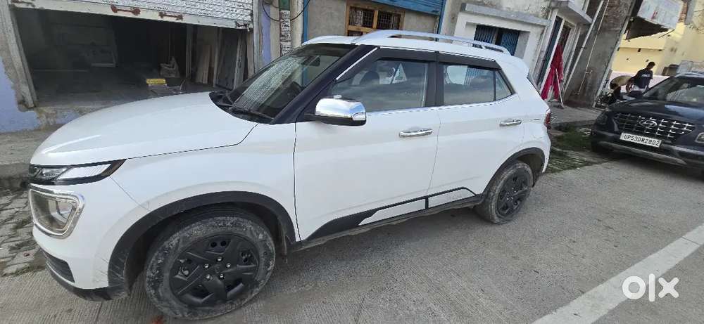 Hyundai Venue Diesel Manual 2024 Car