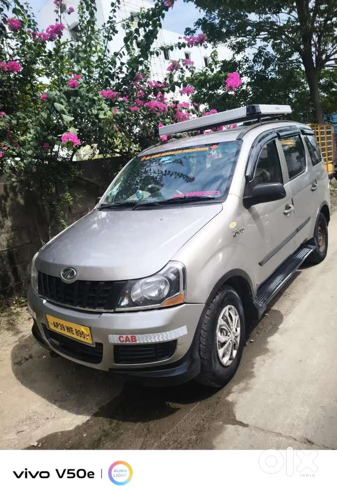 Mahindra Xylo 2015