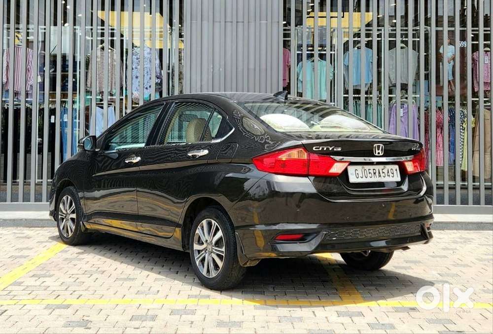 Honda City I-vtec V, 2017, Petrol