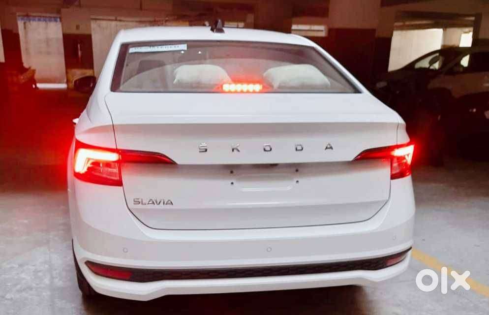 Skoda Slavia Ambition 1.0 Mt 2022 / 7k Driven