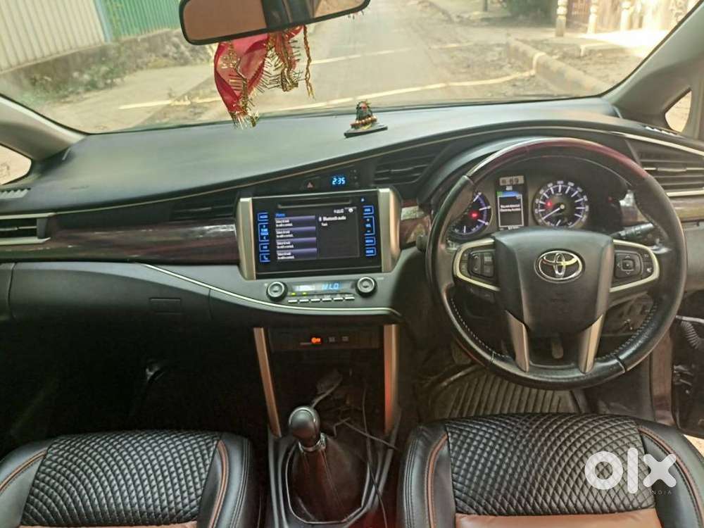 Toyota Innova Crysta 2.4 V, 2017, Diesel