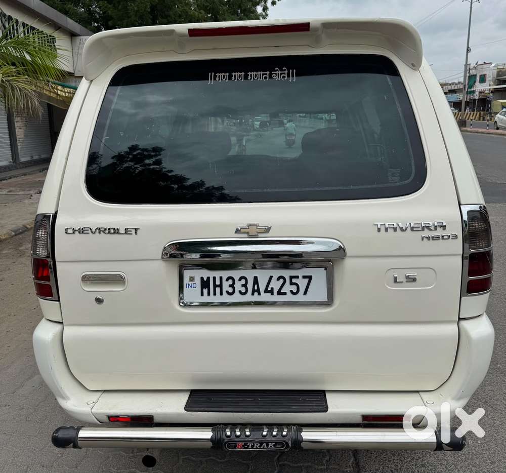 Chevrolet Tavera Neo Ls B3 - 10 Seats Bsii, 2015, Diesel