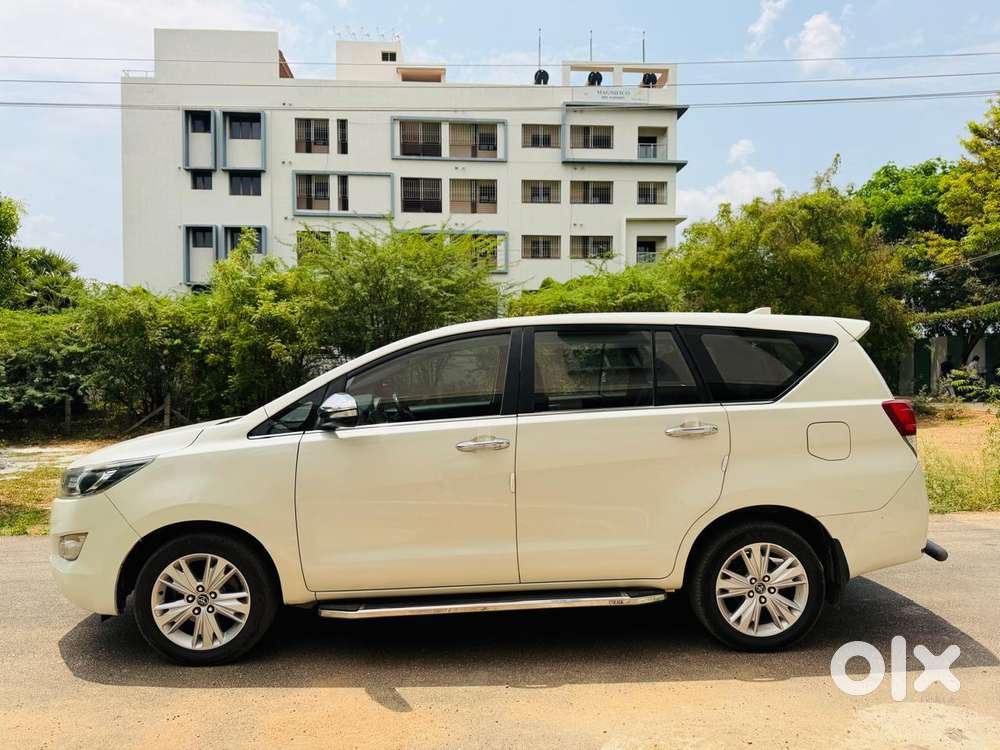 Toyota Innova Crysta, 2016, Diesel