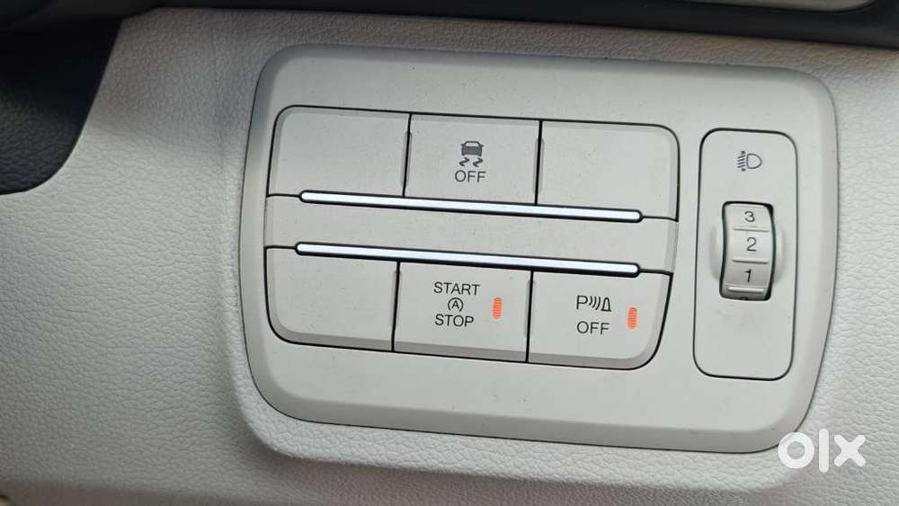 Mahindra Xuv300 Turbosport W8(o), 2021, Petrol