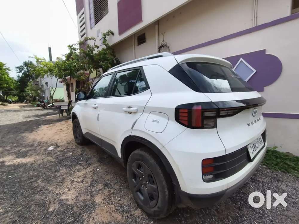 Hyundai Venue 1.2 Petrol Manual 2024
