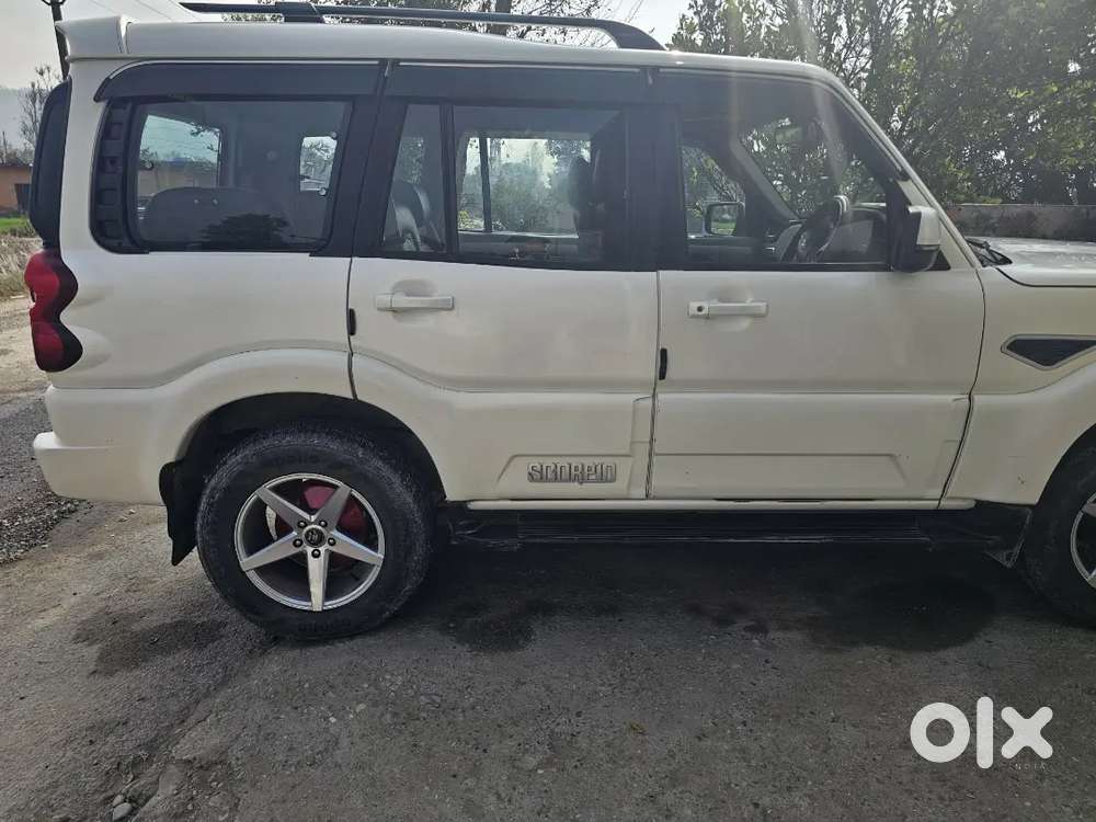 Mahindra Scorpio 2018 Diesel Manual