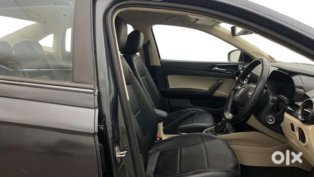 Skoda Slavia 1.0 Ambition Tsi At, 2022, Petrol