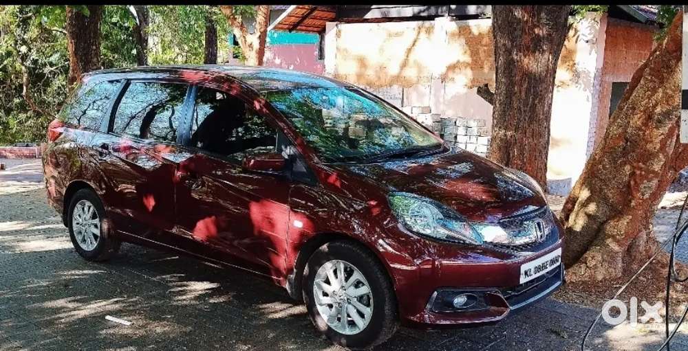 Honda Mobilio 2014 Petrol Well Maintained, Teacher Using