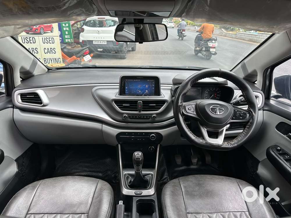 Tata Altroz Xz, 2020, Petrol