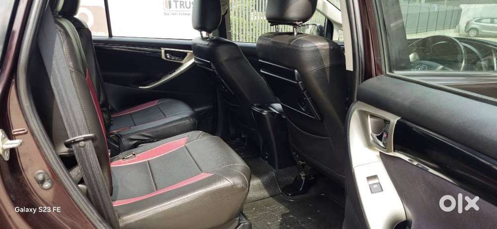 Toyota Innova Crysta 2.4 V, 2017, Diesel