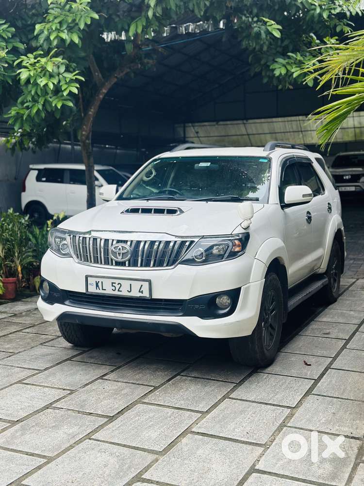 Toyota Fortuner 3.0 Sportivo 4x2 Mt, 2015, Diesel