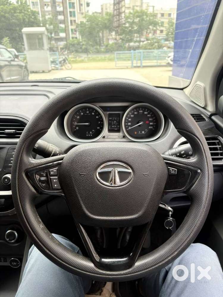 Tata Tigor 1.2 Revotron Xt, 2017, Petrol