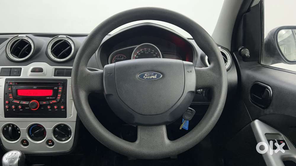 Ford Figo 1.2 Duratec Petrol Zxi, 2011, Petrol