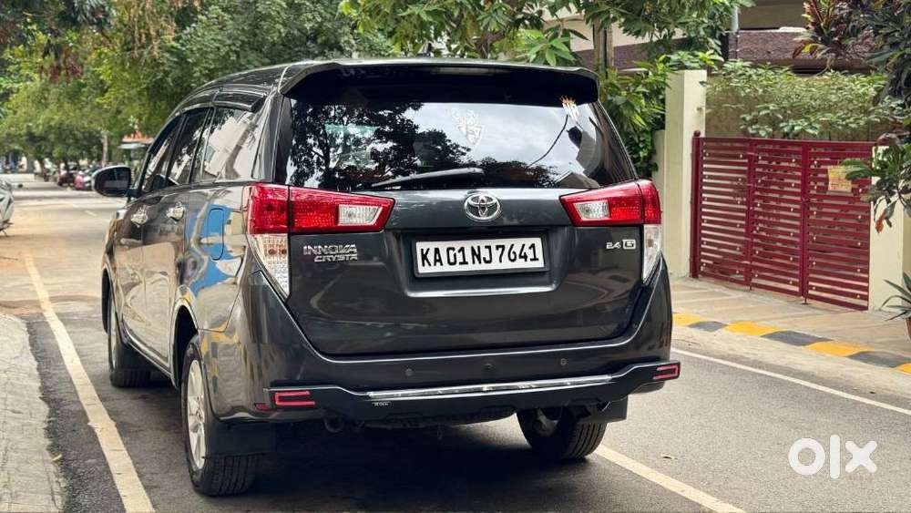 Toyota Innova Crysta 2.4 G Mt, 2016, Diesel